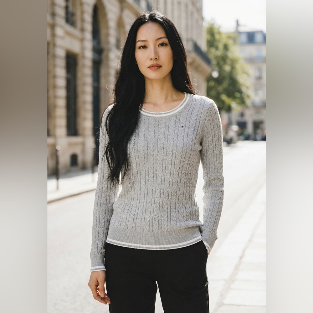 Tommy Hilfiger Gray Cable-Knit Sweater with White Trim